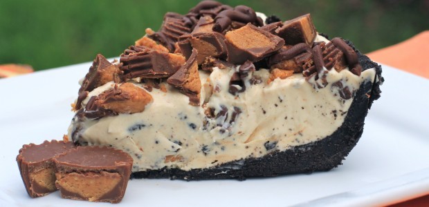 randy-gets-swole:  in-my-mouth:  Frozen Reese’s Pie  😍😍😍😍 good lawd