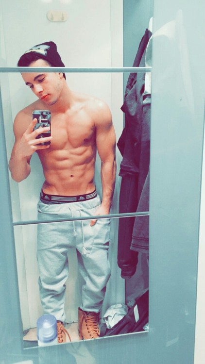 awesomehotguys2:  gymnastkid589