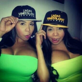 assondeck:  Seductive females with (A.O.D) #A$$OnDeck
