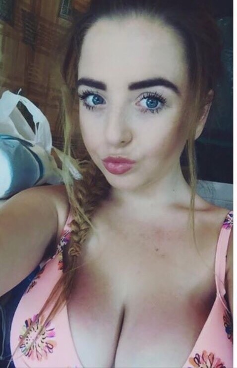 titties–and–asses:  Attractive sluts.
