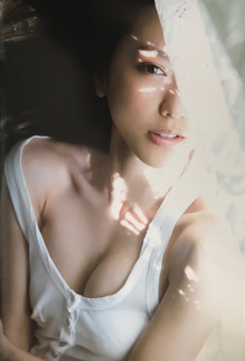 XXX 真野恵里菜 photo