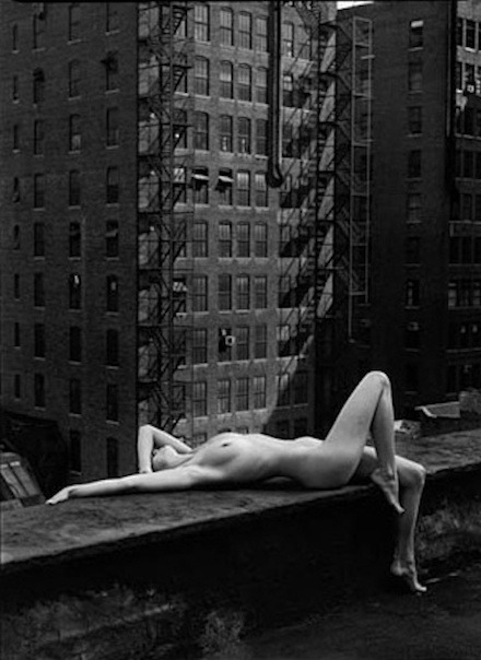 madamedevereshideaway:  Urban Sprawl Photo by Patrick Demarchelier, New York, 1975