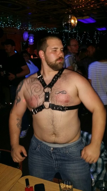 fixitall7x7:  I let a straight boy try on my harness tonight …woof woof!  I think he liked it ALOT!