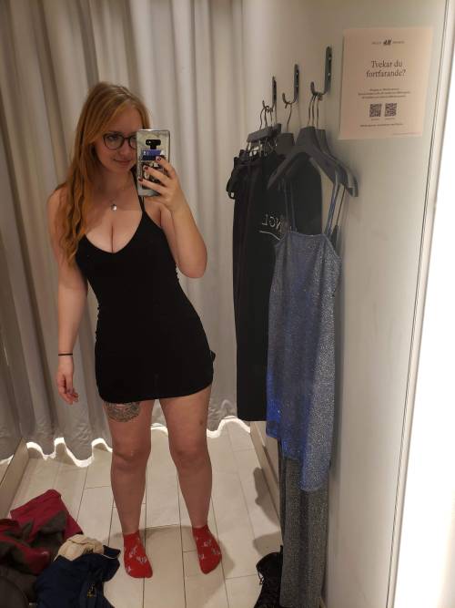 [OC] What do you think of this dress ?