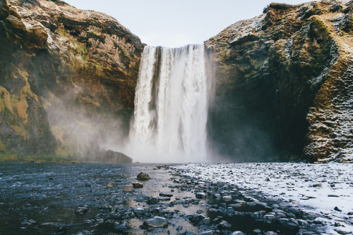 fuckyeahvikingsandcelts: breanna-lynn: Iceland I want to visit Iceland so bad, and to go bicyclin