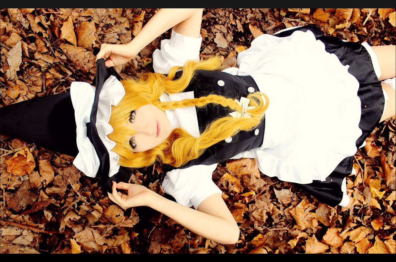 compilationofmymind:  Marisa Kirisame - Autumn by JackyChipCheck out http://compilationofmymind.tumblr.com