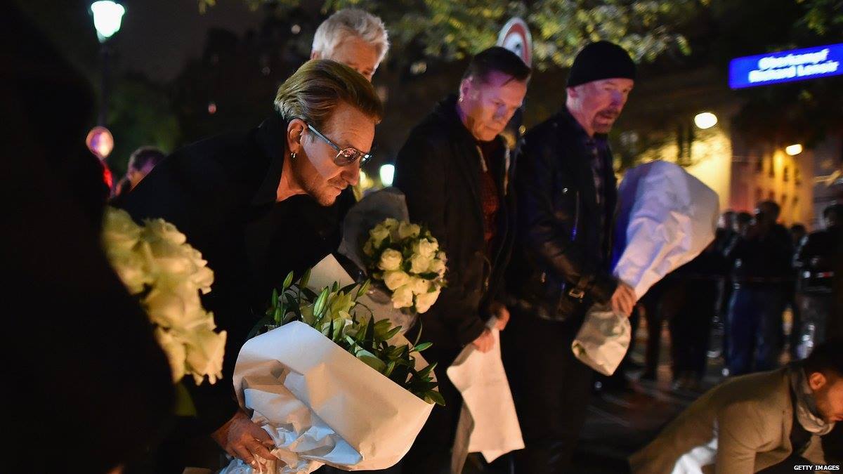 iamnicolas:  U2 pay their respects to those who died in the #ParisAttacks outside