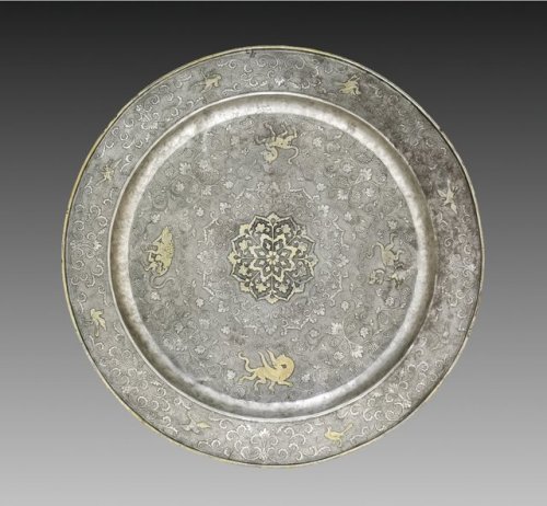 Footed Platter with Design of Mythical Beasts amid Grapevines, 700, Cleveland Museum of Art: Chinese