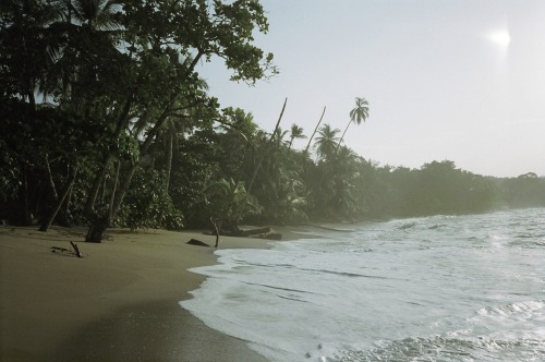 Revisiting that day on the Caribbean Coast of Costa Rica.December, 2015. (James Sanders) Photo by @h