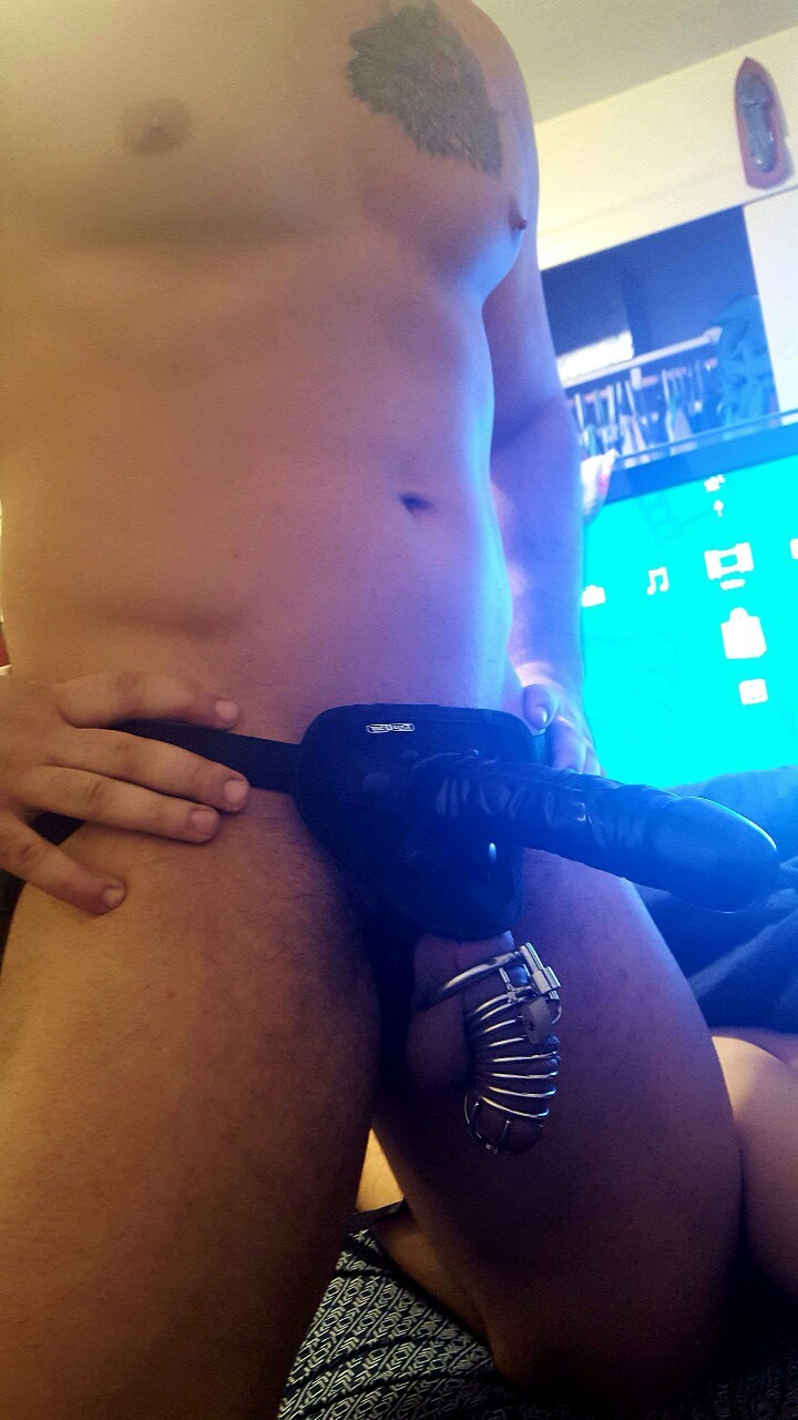 fitbicouple: http://www.fitbicouple.tumblr.com   Ready for a real fucking    @fitbicouple
