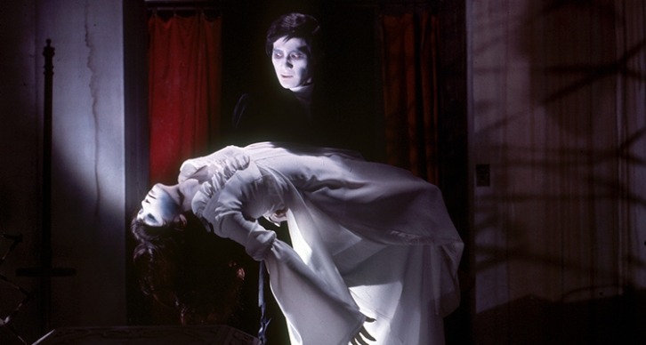 spookshowvixens:Toho’s Lake of Dracula (呪いの館 血を吸う眼) from 1971