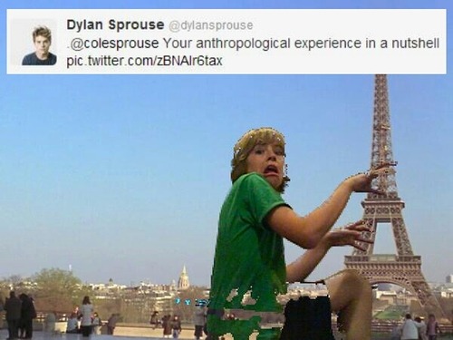 the1dlifeforme:  Ladies and gentleman, 21 year old twins and child stars Dylan and