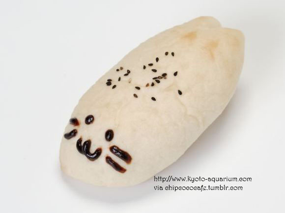chipcococafe:  Sweet Breads from Kyoto Aquarium Jelly fish- Fluffy white bread with