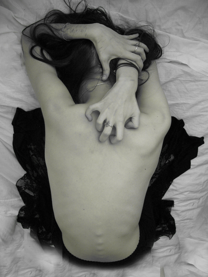 lostrealist:  in pieces by ~re-day 