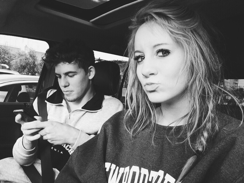 gravitysex:  cheapclichequote:  gravitysex:  Dynamic duo at it again  I had a boyfriend
