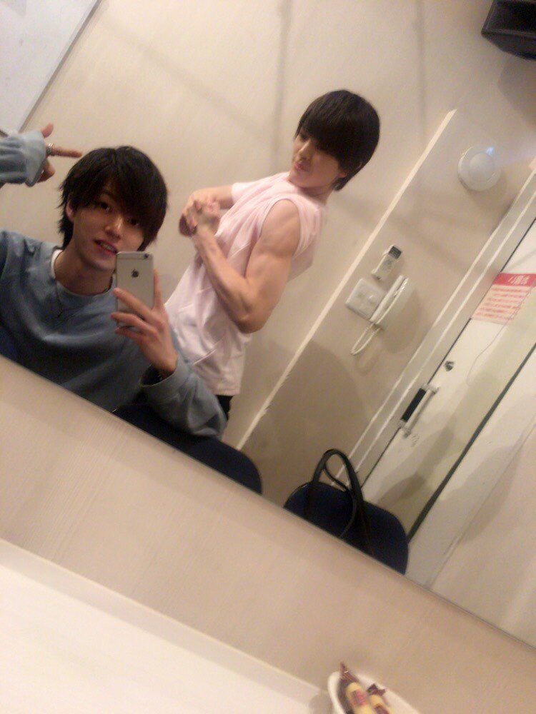 engekihaikyuu: Kousuke had Hiro featured on his streaming channel~ Not sure if there