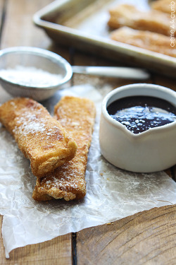 do-not-touch-my-food:  Cream Cheese Stuffed Churros 