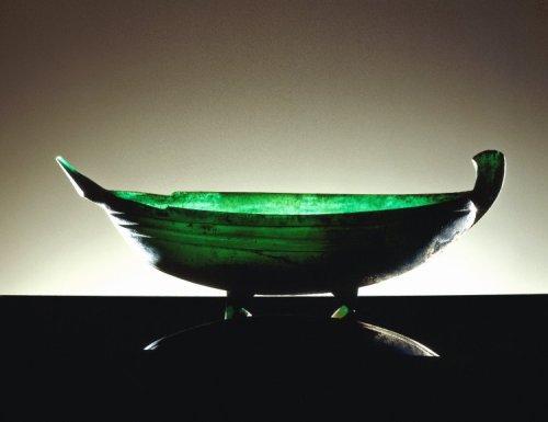 records-of-fortune:Emerald green glass boat, ground from a mould-pressed blank, with wheel-cut bands