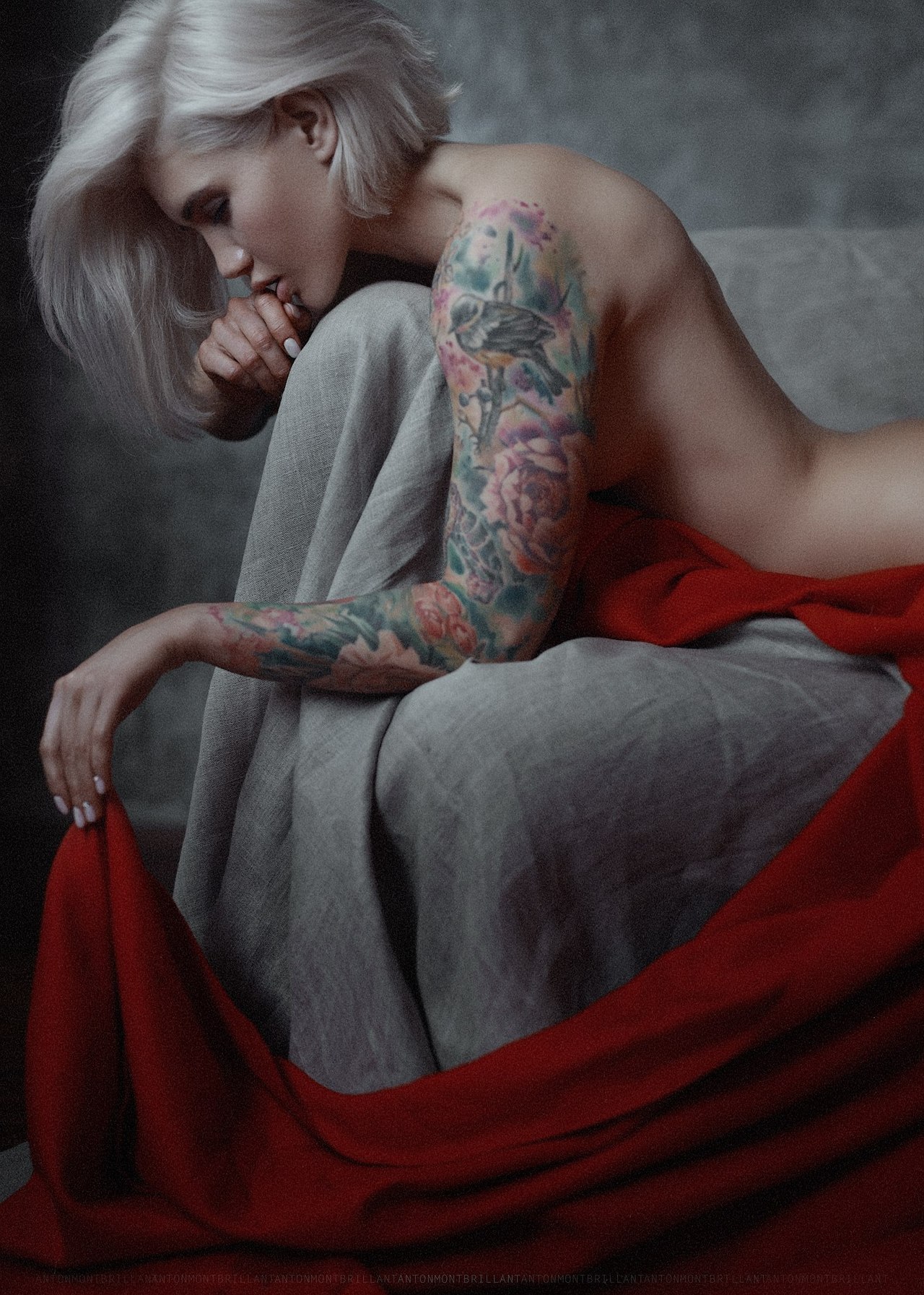 bluewatergirl:  rideauxrouge:© Anton montbrillant http://bluewatergirl.tumblr.com/
