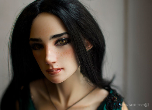 My new Anna, inspired - of course! - by the incomparable Jennifer Connelly. Guess what sculpt? Hint: