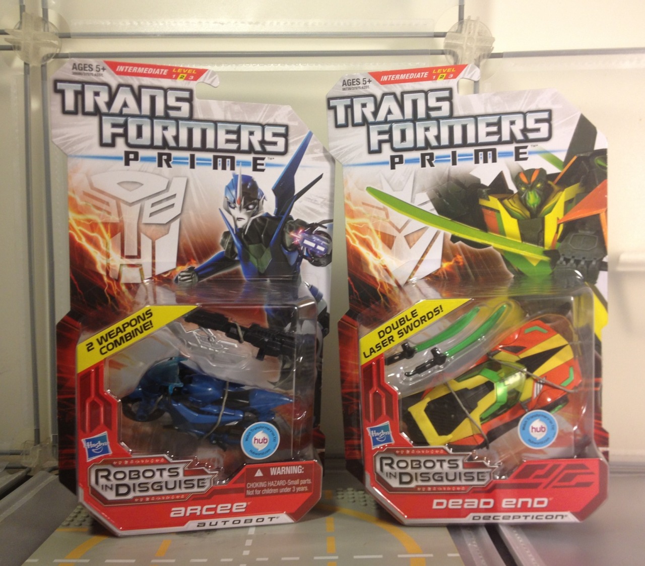jimclassicstoycollection:  My latest haul over the weekend.  Transformers: Prime