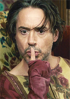  BECAUSE IT’S HALLOWEEN: Sherlock Holmes’ disguises. 