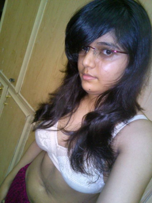 Desi Selfie