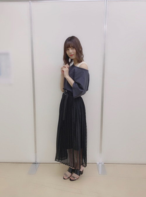 sakamichi-steps: 日向坂46 小坂菜緒 公式ブログ 2019.8.15 06:56 #個別握手会