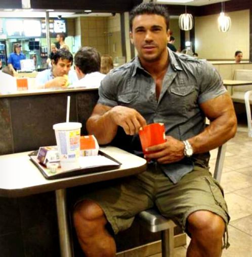 after gym refuel at McDonalds&hellip;nice bulge in those cargos