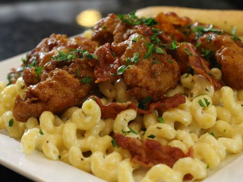 yummyfoooooood:Four Cheese Mac & Honey Chicken Tenders