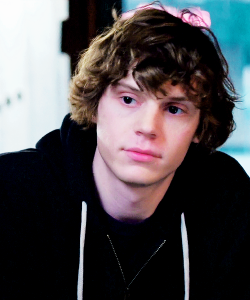 Evan Peters source archive