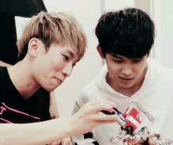 dokyeomz:  same minhyuk.. same.. 