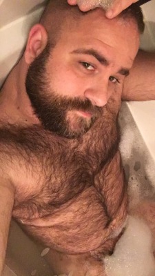 guysthatgetmehard2:  bath night