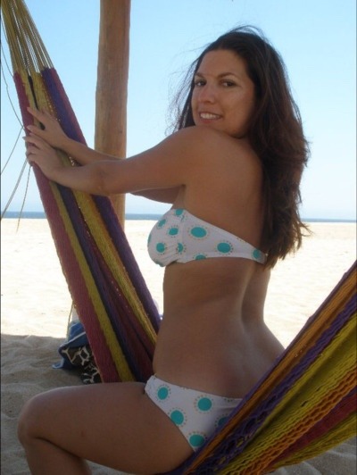 therealdeal1313:  Everyone meet sexy 28yo Mia from Arizona. Let’s make her feel welcome and show her some love. Maybe we can get her to come out her shell a little 