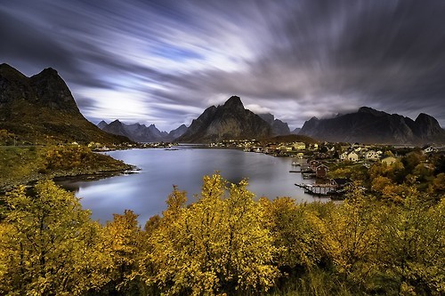 kingxen: Reine by WidOls ift.tt/12DHoeZ