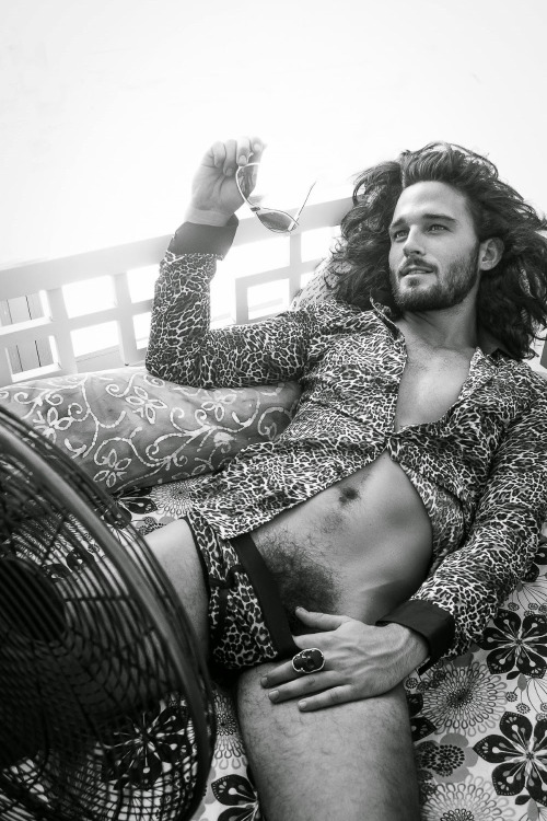 mansexfashion:  Photographer:  Scott TeitlerMan+Sex=FashionFollow Me on Instagram 