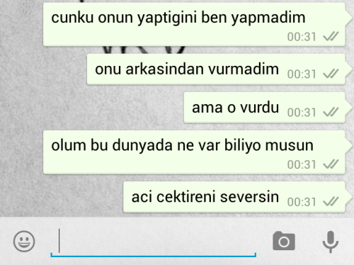 infinitysonsuzluk:  “Acı çektireni seversin.” 