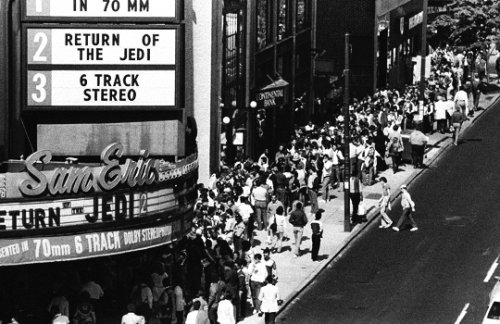 mattlewis:Waiting in line to see Star Wars (1977-1983)