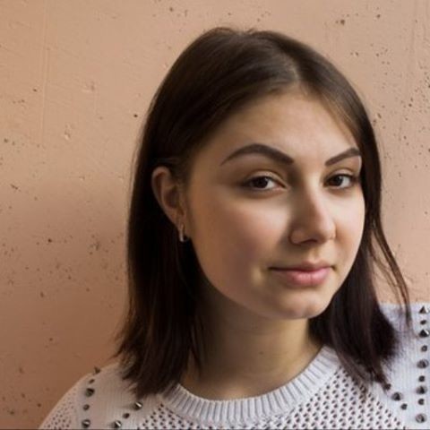 finofilipino:  Chicas que se parecen a Sasha Grey, el recopilatorio que estabas esperando.