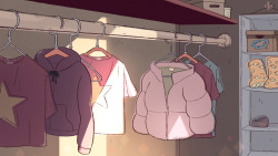 I noticed in Steven&rsquo;s closet in &ldquo;Tiger Millionaire&rdquo; you can see his puffy jacket from &ldquo;Arcade Mania&rdquo;, as well as the hoodie and birdie boots from &ldquo;Frybo&rdquo; (the boots were also in &ldquo;Tiger Millionaire&rdquo;).