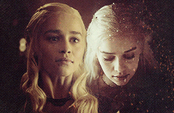 didsomeonejustsaybluebubble:  A woman may weep, but not a queen.