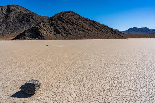 The Racetrack, Death Valley National Park, California [OC] [6000 × 4000]