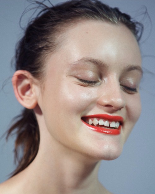 Oyster Beauty: ‘Face Time’ Shot By Romain Duquesne For Oyster #106