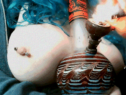itsmebaked:  Magnetic lighter holder built into the bong &lt;3  and boobs