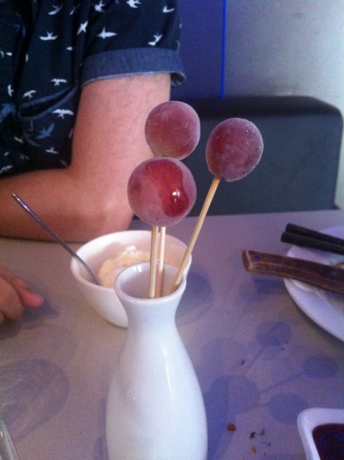 amydoesthings:  cumslayer:  cumslayer:  So I went on a date today and we went to a nice restaurant before going to the movies and I ordered the “iced grape popsicles” for dessert because I love grape Popsicles so why not right?…..so the waiter brings