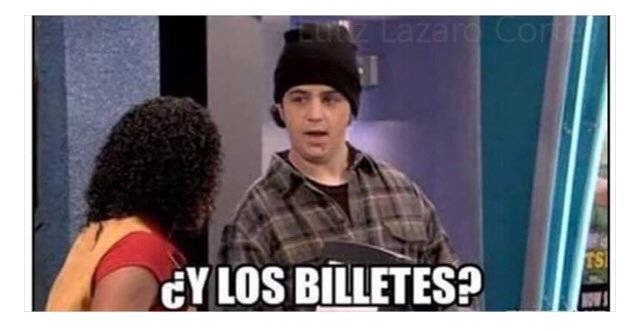 -¿Mamá puedo salir ? -Claro, diviértete.