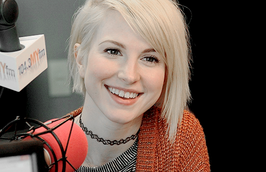 lyrebelacqua: “The only opinion I have is that I could never look someone in the