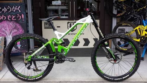 takebow-tune: MONDRAKER “SUMMUM” takebow-use custom. BOXXER-TEAM 27.5,FOX RACING SHOX “FLOAT-X2″ For