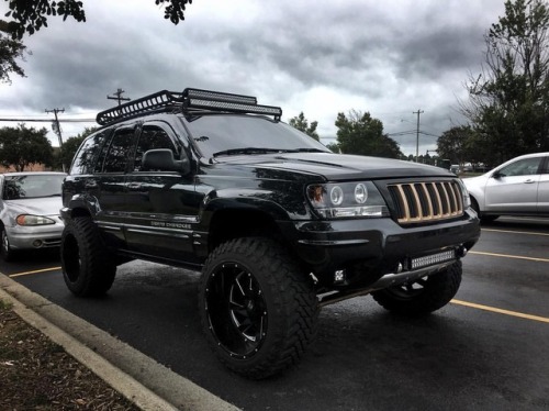 Bring it florence #noballs #hurricaneflorence . #GrandCherokee #Jeep #WJ #JeepBeef #Mopar #Dtillfabw