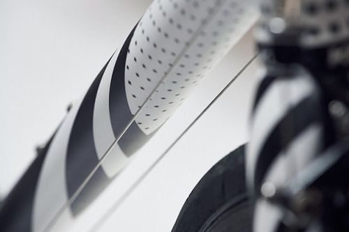 bikesandgirlsandmacsandstuff: (via Donhou Bicycles Dazzle Road | Cycle EXIF)